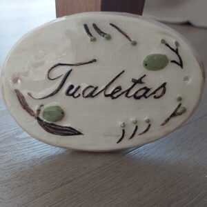 Keraminė rankų darbo lentelė durims „Tualetas“