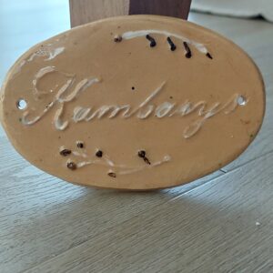 Keraminė rankų darbo lentelė durims „Kambarys“